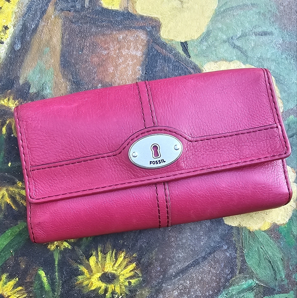 EUC Fossil Wallet Hot Pink